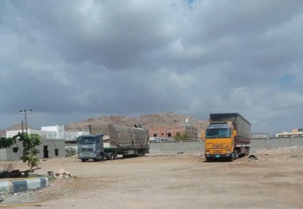 التحالف يستحدث نقطة جمركية في حضرموت للبضائع القادمة من عُمان