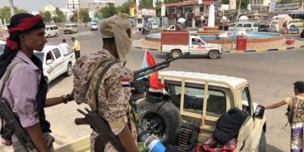 قتلى وجرحى في مواجهات بين الفصائل الموالية للإمارات في عدن جنوبي اليمن