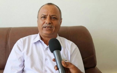 مسلحون مجهولون يغتالون نجلي مسؤول محلي بمحافظة أبين