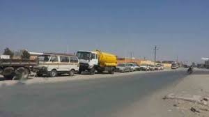 عدن .. أزمة خانقة في المشتقات النفطية واستمرار احتجاجات العسكريين