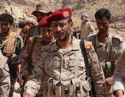 نجاة رئيس هيئة الأركان ومقتل نجله و7 جنود بهجوم صاروخي في مأرب