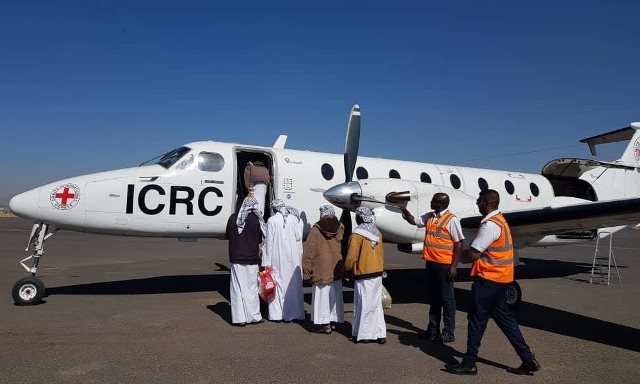 الحوثيون يعلنون الإفراج عن ستة من الأسرى السعوديين كمبادرة من طرف واحد