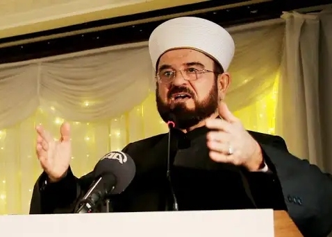 اتحاد علماء المسلمين يدعو حكماء اليمن لإنقاذ بلادهم من "المؤامرة الكبرى"