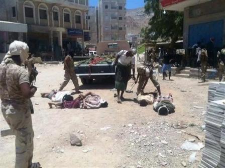 مركز حقوقي يكشف عن عشرات القتلى وآلاف المهجّرين خلال 3 أيام في عدن