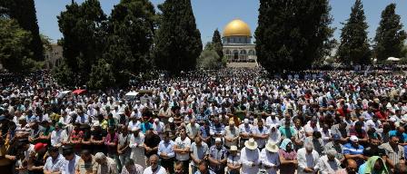 وزير الزراعة الصهيوني يقتحم المسجد الأقصى برفقة عشرات المستوطنين 